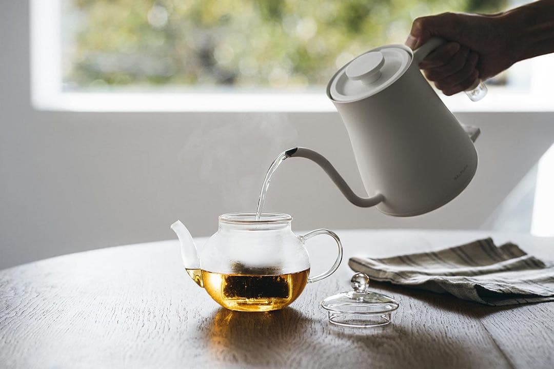 ぷ*ん様 BALMUDA The Pot 電気ケトル ホワイト　【K07A-WH