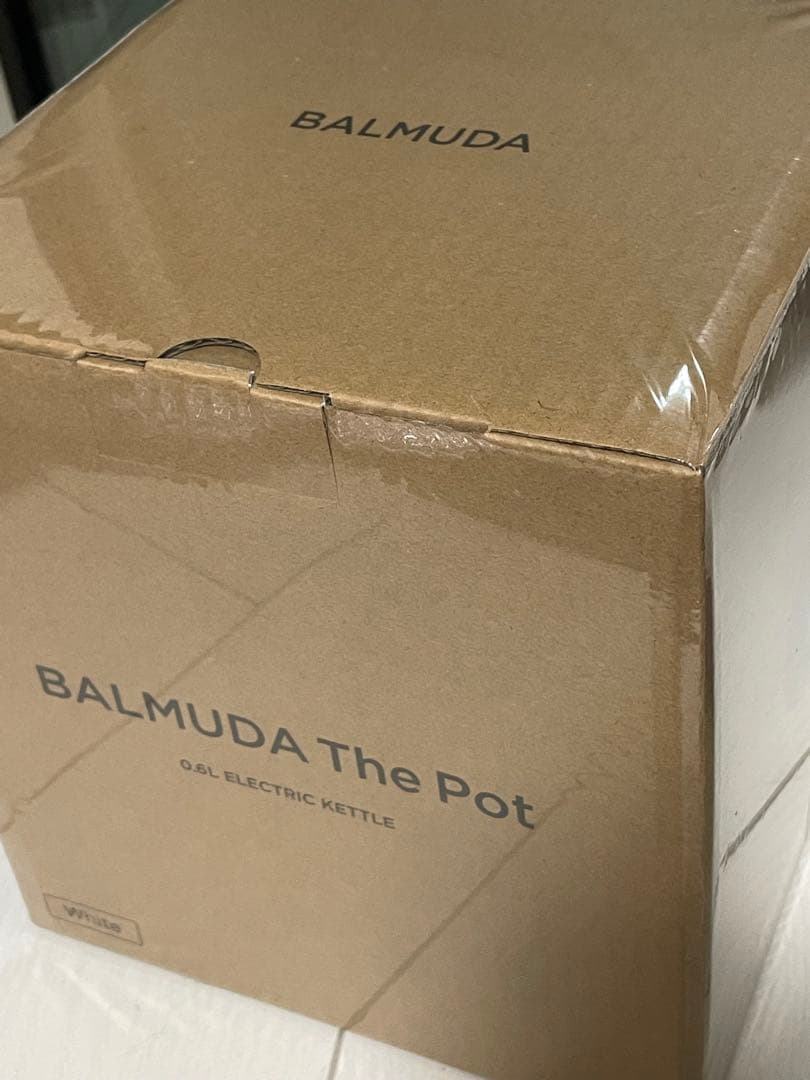 ぷ*ん様 BALMUDA The Pot 電気ケトル ホワイト　【K07A-WH