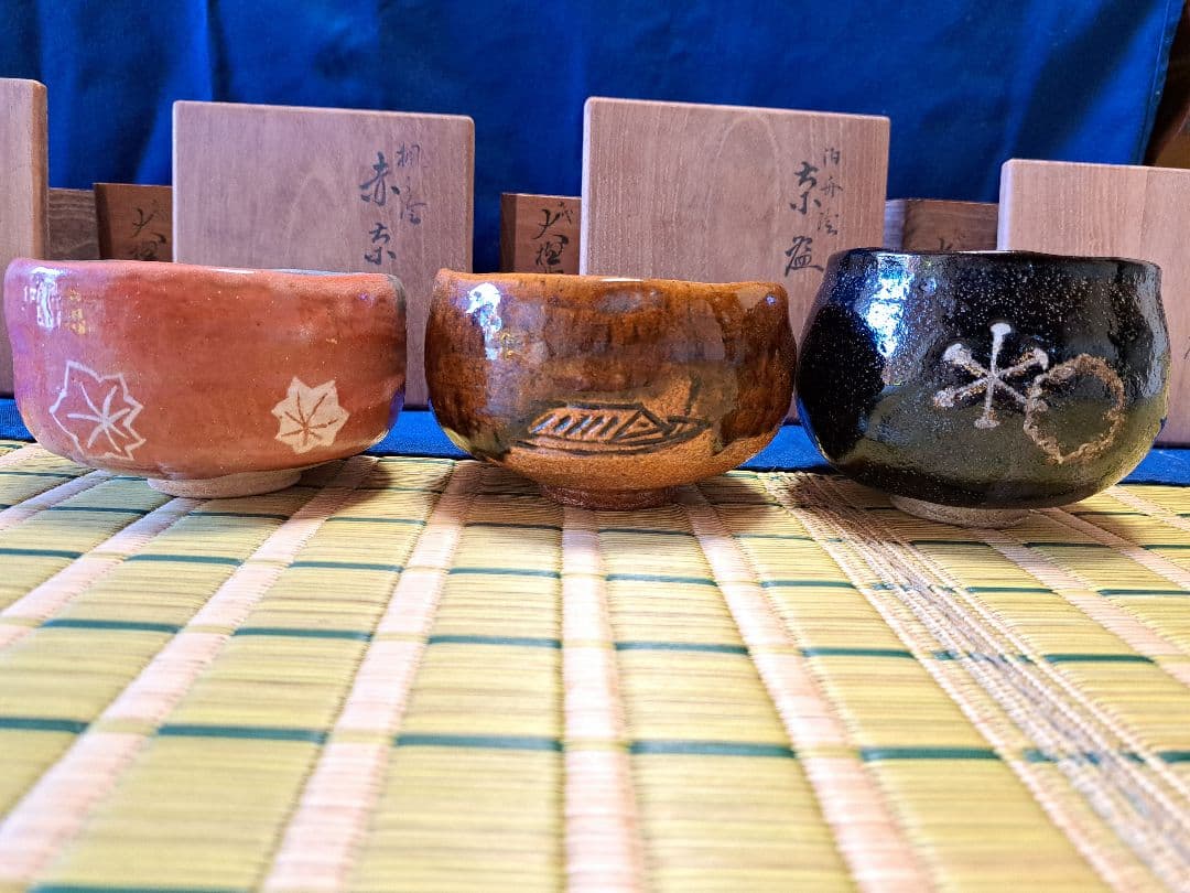 九代大樋長左衛門　12ヶ月茶碗　12客