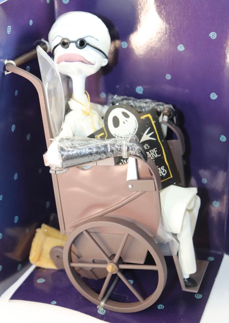 ナイトメア・ビフォア・クリスマス Dr.FINKELSTEINフィギュア21cm