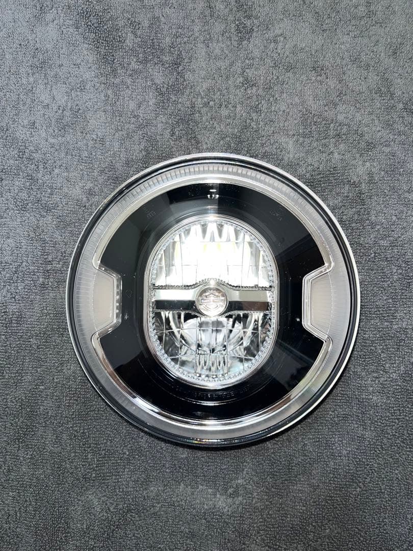 ハーレーダビッドソン純正 7インチ デイメーカーシグネチャーLEDヘッドライト