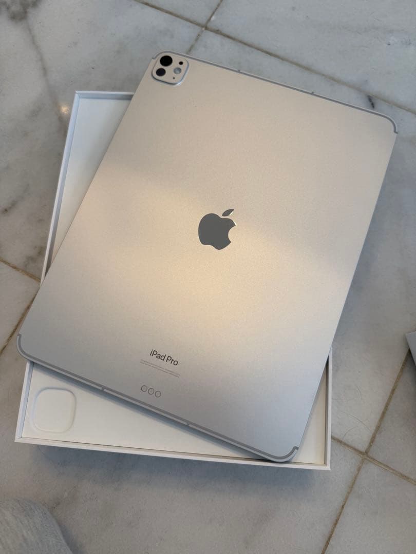 Apple iPad Pro 13シルバー M4 1TB apple care付