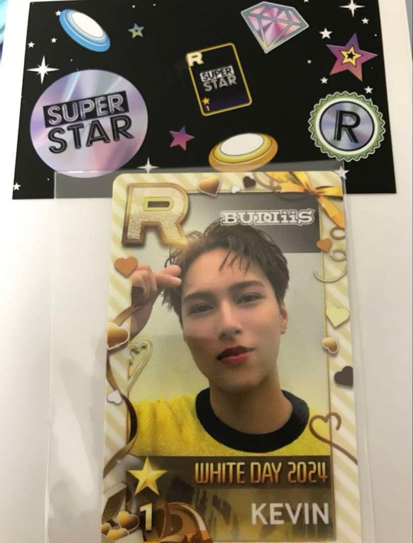 BUDDiiSアイドルグッズセット フォトカード・キーホルダー・CD