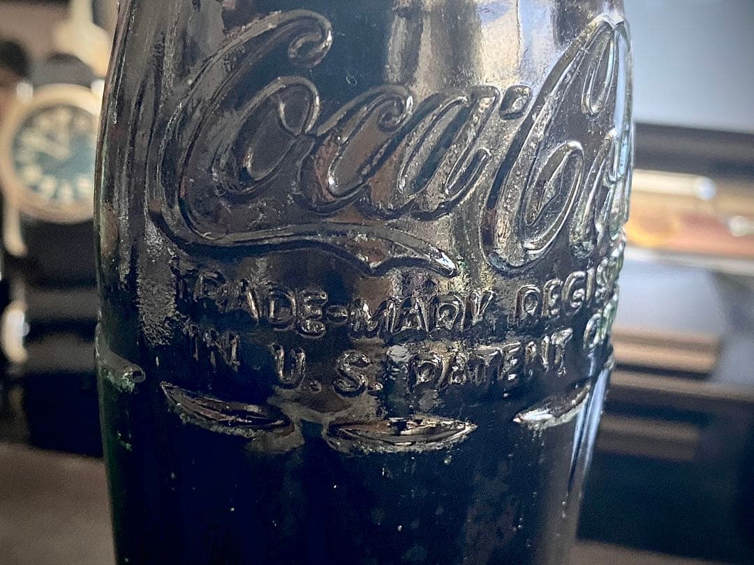 【未開栓!ヴィンテージコカコーラ】1956年製エンボス加工US製CocaCola
