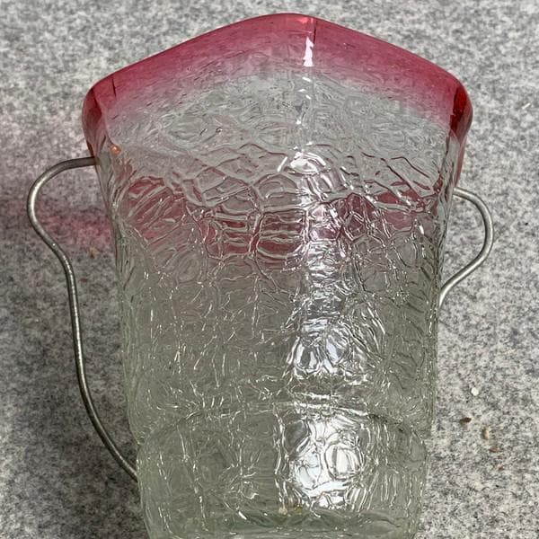 赤被せ縁ガラス朝顔形氷裂文アイスペール [B27515]