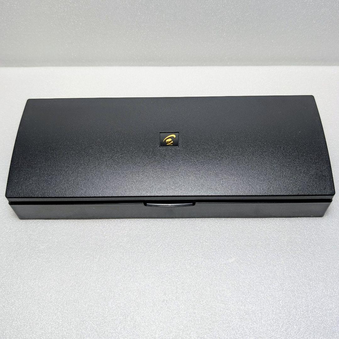 ほぼ未使用 パイロット キャップレス 木軸 ブラック M