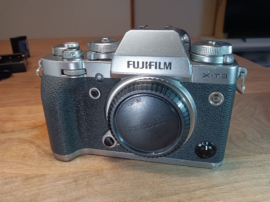 【イメージセンサー清掃済み】完動品 FUJIFILM X-T3 ボディ 現状品