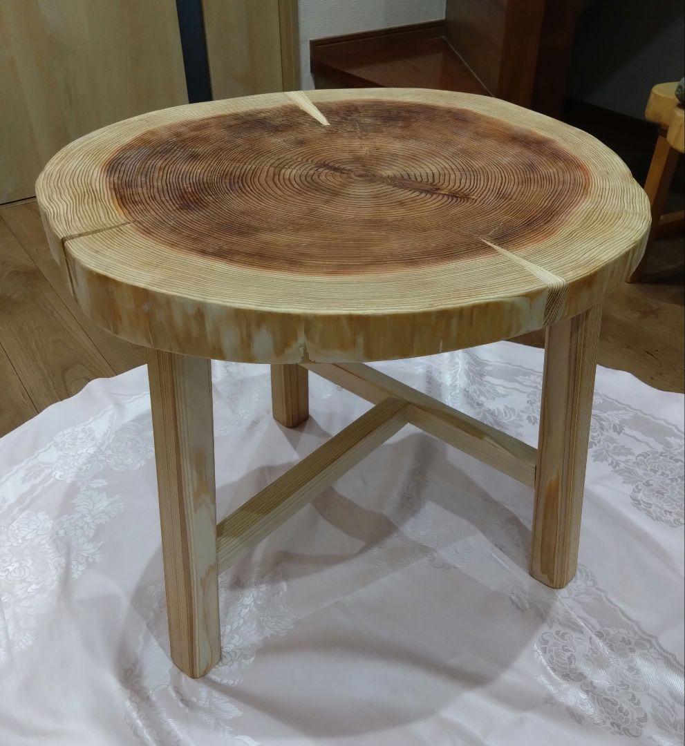 杉の輪切り58㎝円形ローテーブル⑮　樹齢約70年杉の模様が綺麗❕