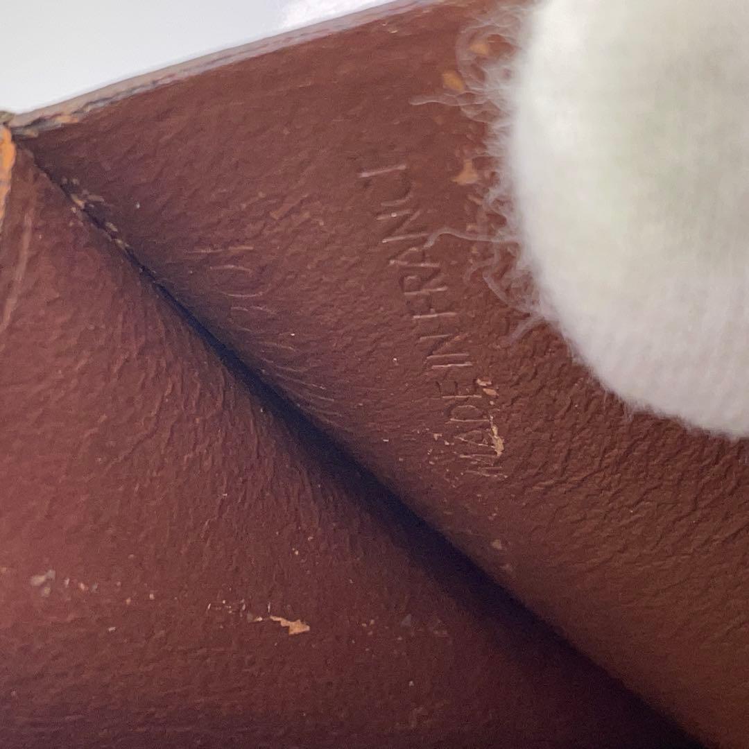 ルイヴィトン ポッシュ エスカパド モノグラム トラベルケース 長財布 ブラウン