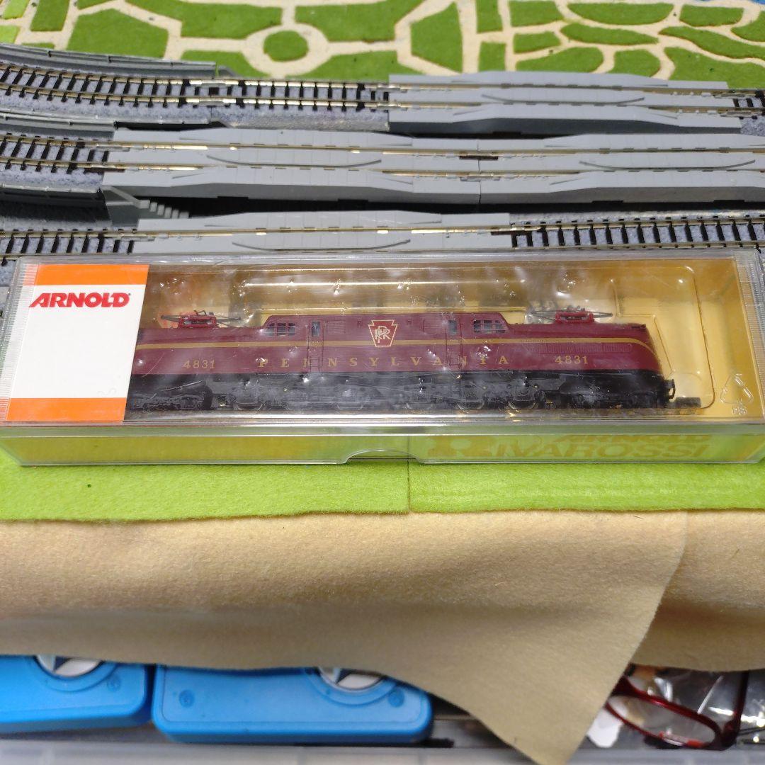 Nゲージ ペンシルバニア鉄道GG1型電気機関車 ARNOLD/RIVAROSSI