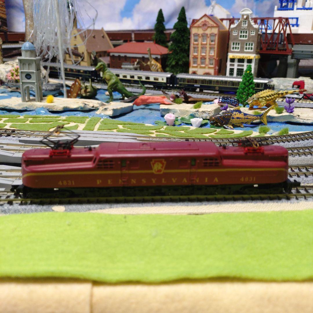 Nゲージ ペンシルバニア鉄道GG1型電気機関車 ARNOLD/RIVAROSSI