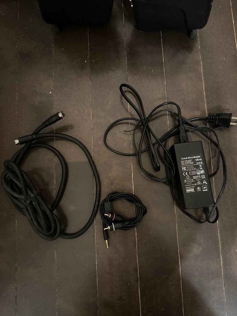 iLoud Micro Monitor 動作確認済み ケーブル付き