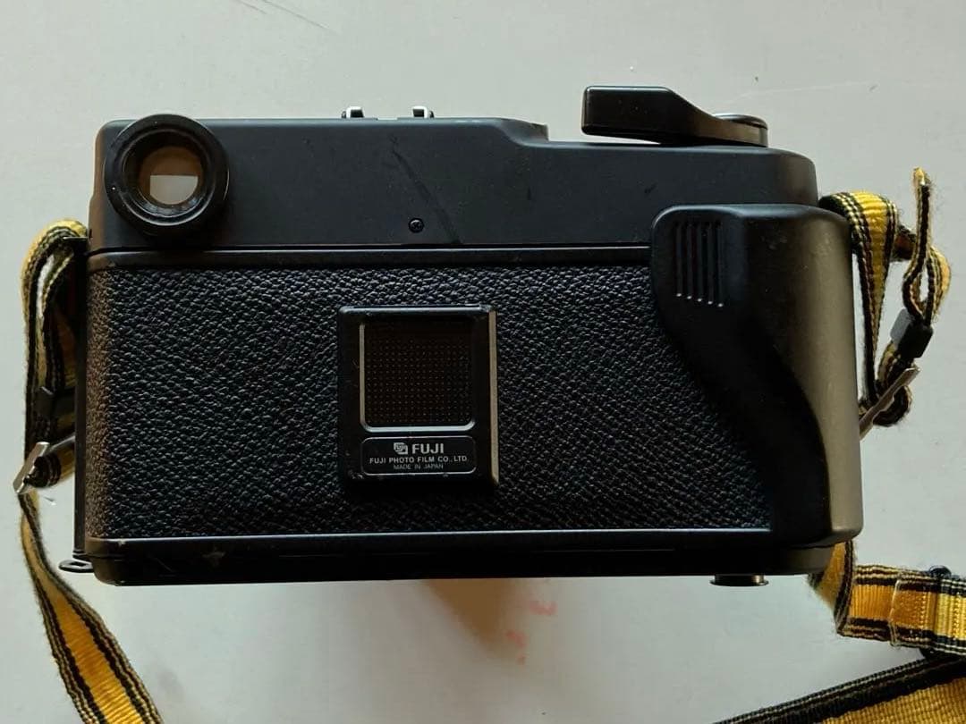 『完動品』FUJI GSW690III 6x9 中判フィルムカメラ　セール中！
