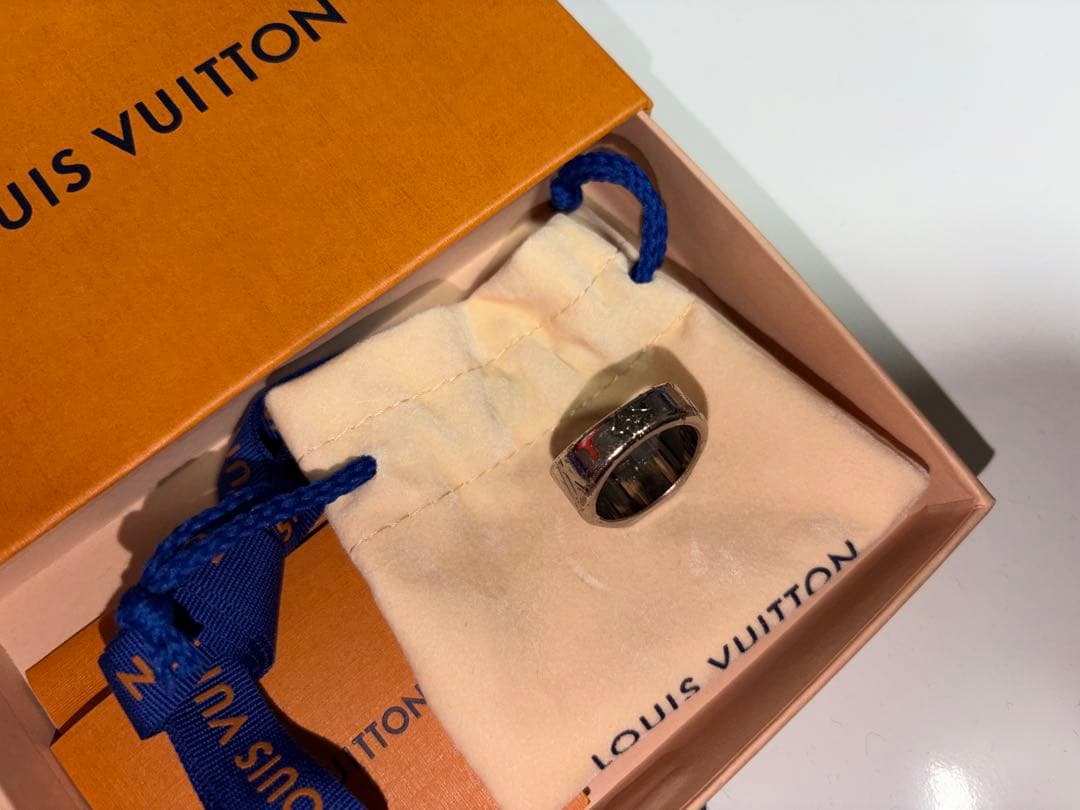 マンさん　ルイ・ヴィトン　モノグラム シグネットリング 指輪