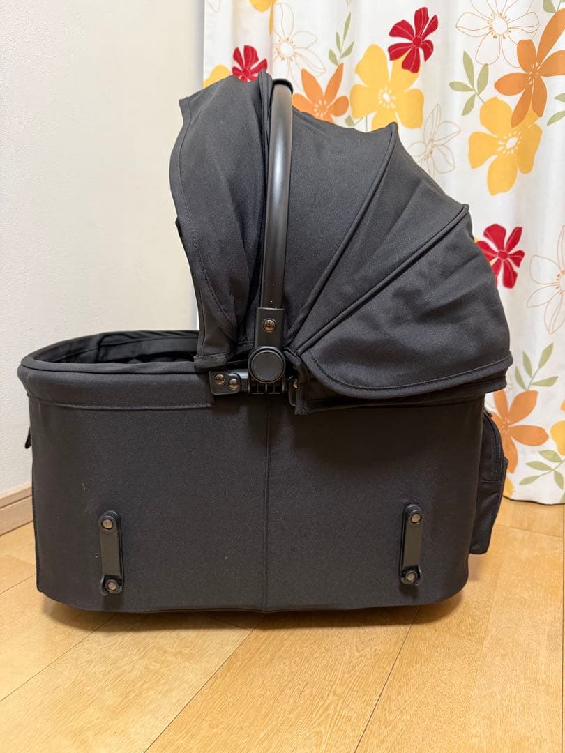 折りたたみペットカート ブラック　AIRBUGGY. wizx