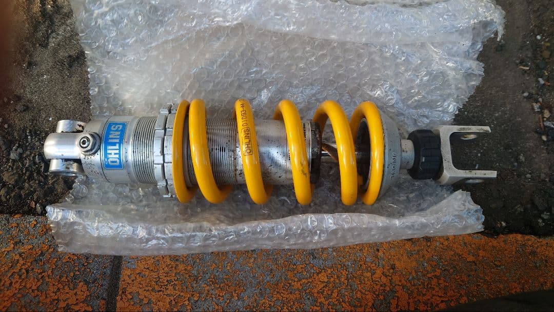 オーリンズリアサスペンションA