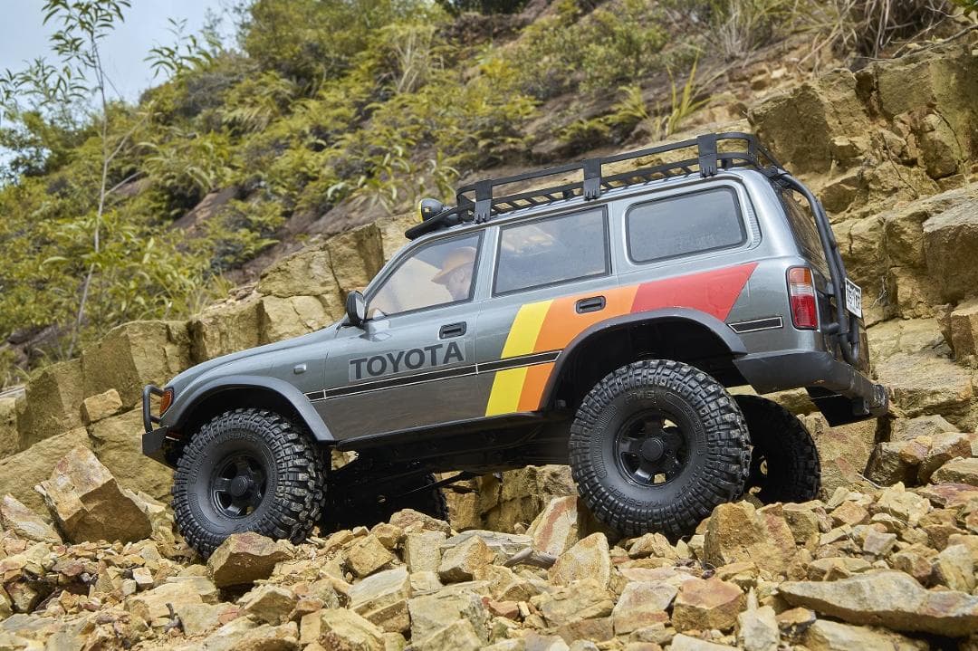 ホビーラジコン FMS FCX10 TOYOTA LC80 LAND CRUISER RTR