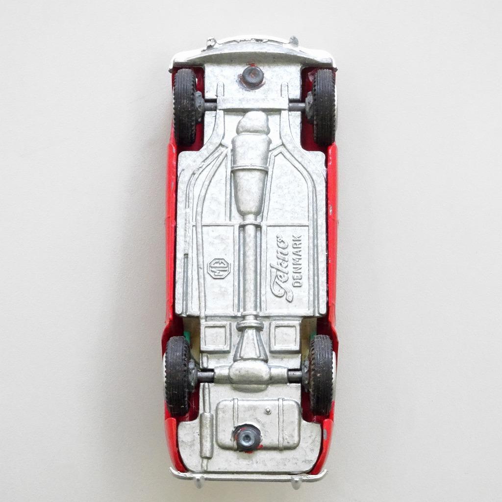 MG MGA 1600 クーペ(レッド) - テクノ 824