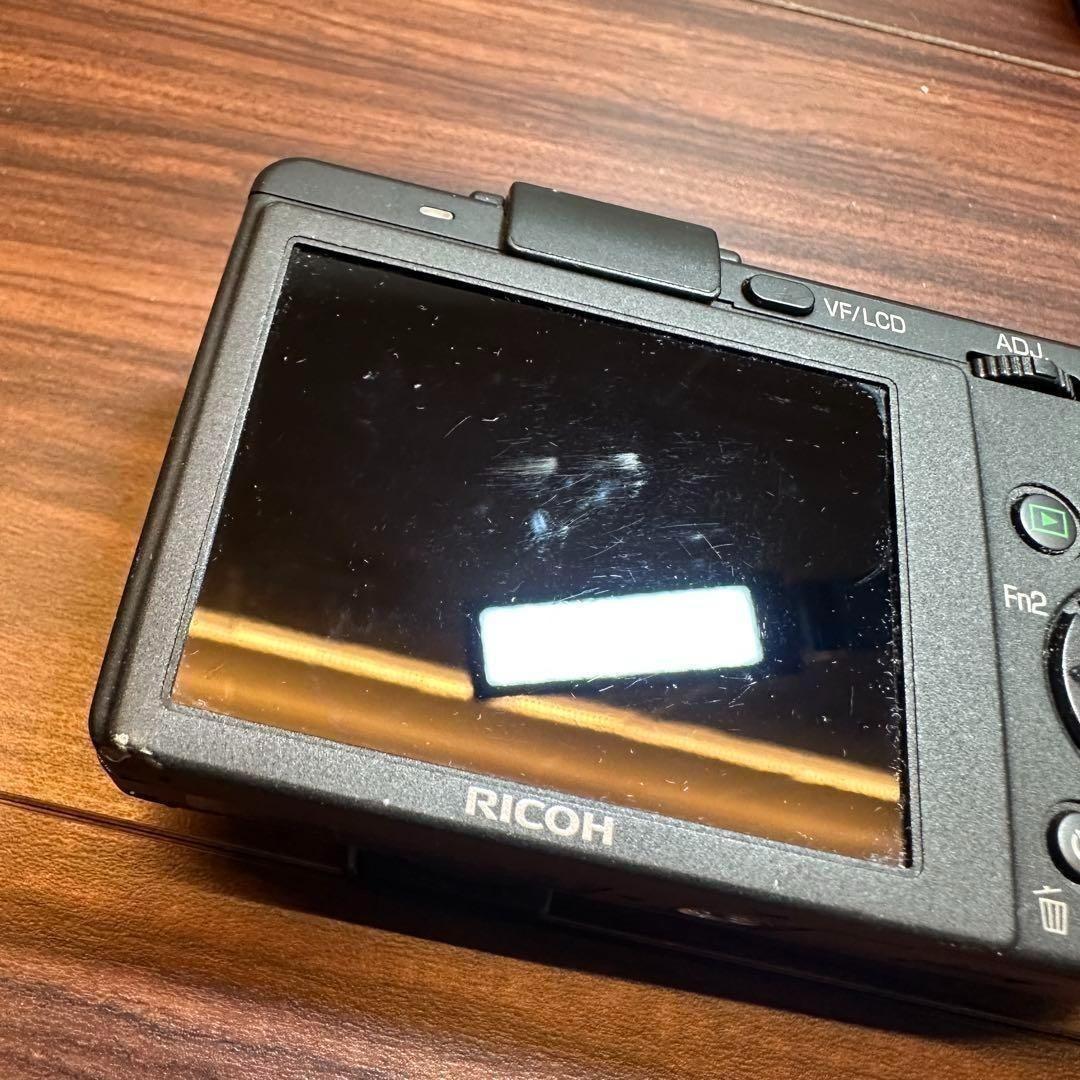 RICOH GX200 デジカメ 2435