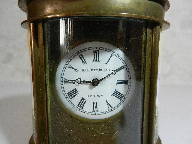 アンティーク楕円形ネジ巻きキャリッジクロック(エリオット&サン　 ロンドン)