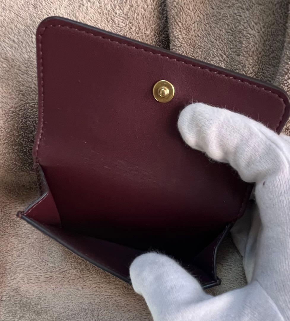 【極美品】新色　コーチ　ミニトライフォールド　ボルドー