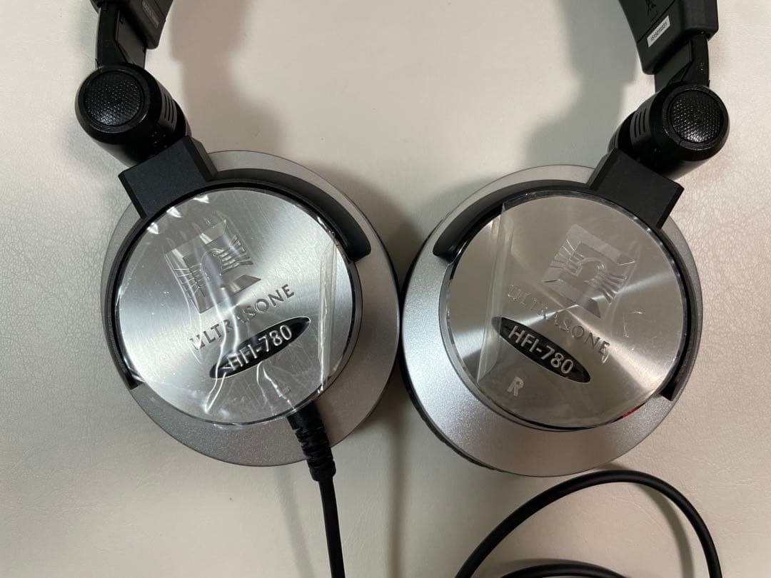 は*る様 ULTRASONE HFI-780 有線ヘッドホン