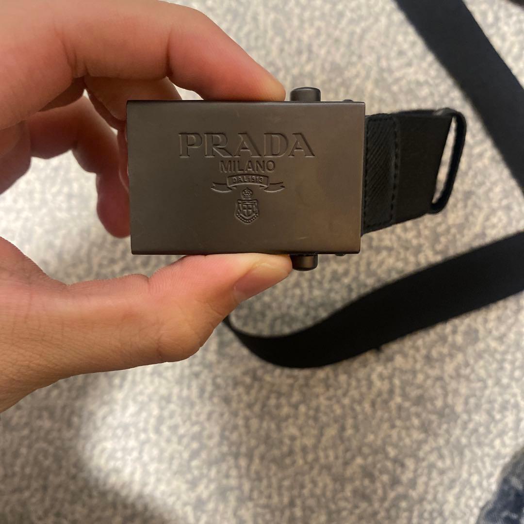PRADA ミラノ ブラックナイロンベルト 箱付き
