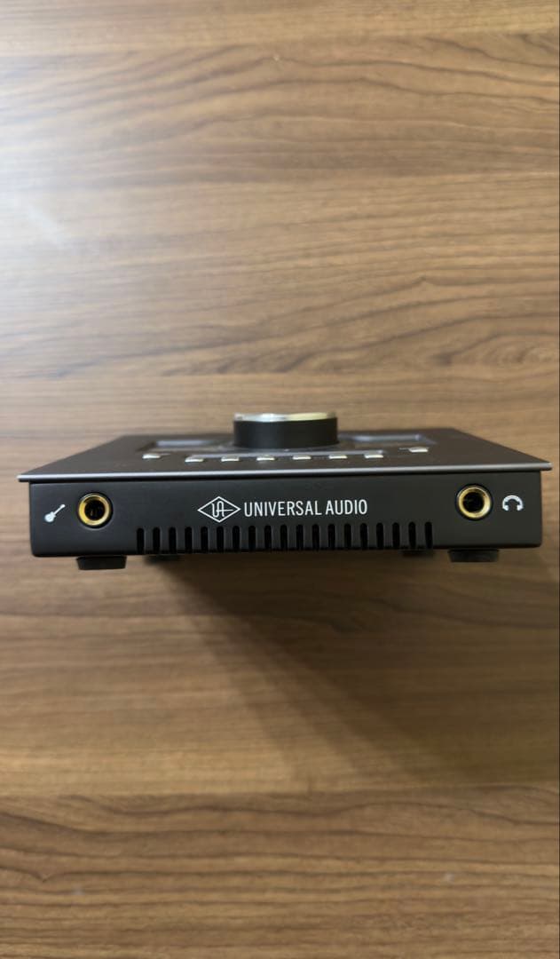 Apollo Twin X QUAD 【専用ケース&サンダーボルト3ケーブル付】