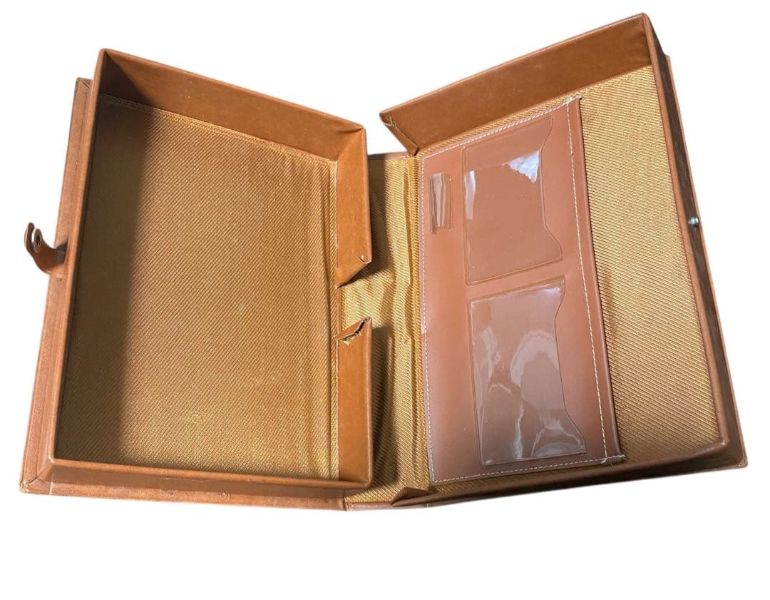 メルセデスベンツ 車検証ケース ブラウン 24時間以内発送