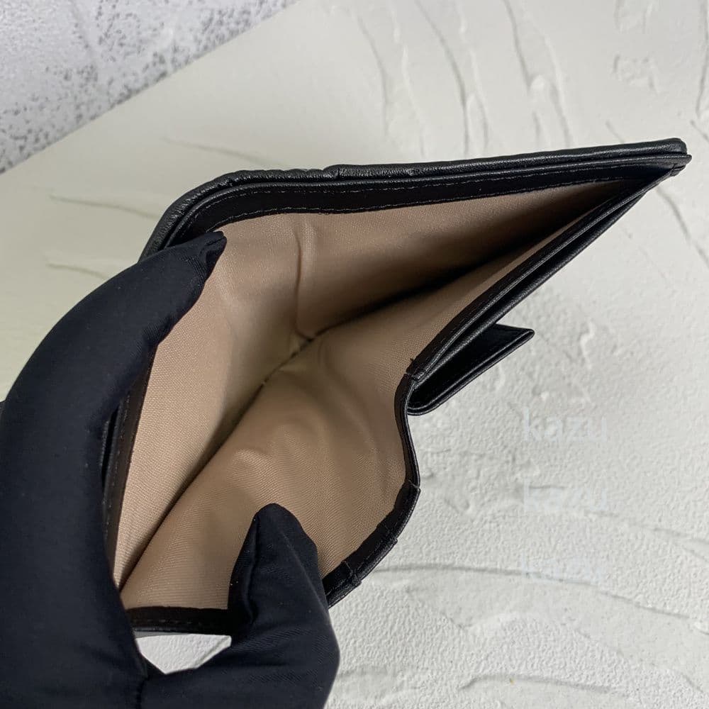 ミュウミュウ マテラッセ 二つ折り財布 ブラック