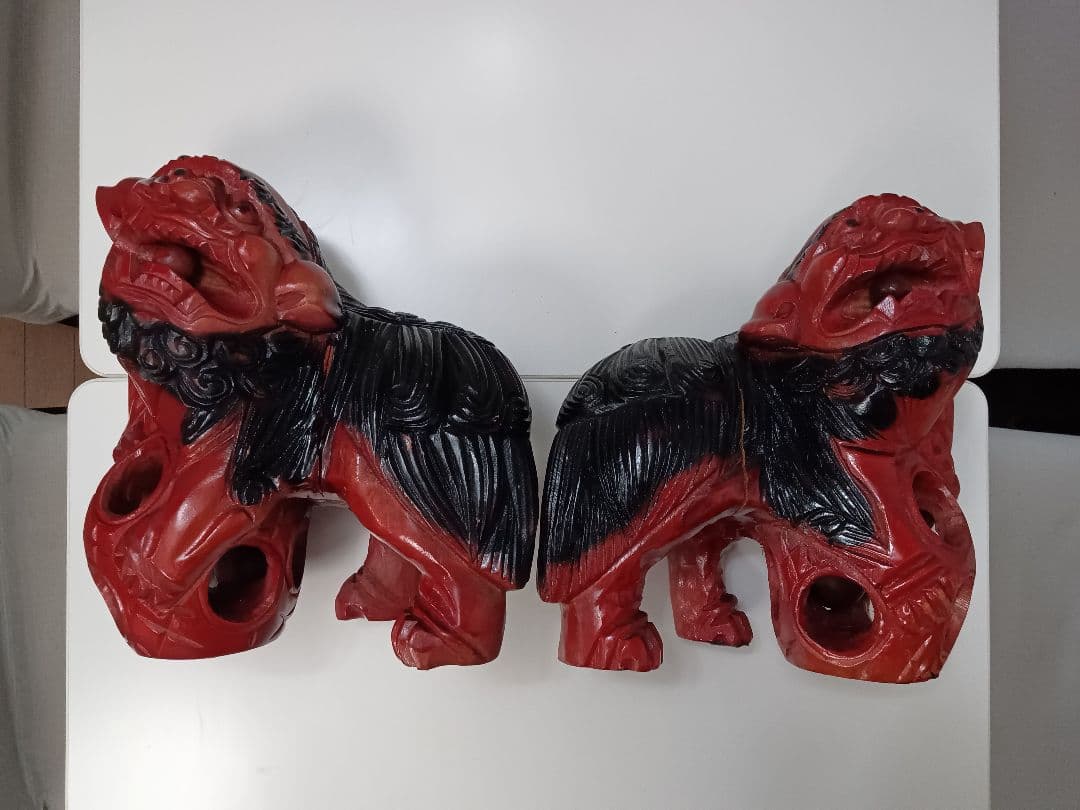 赤黒獅子彫刻 置物