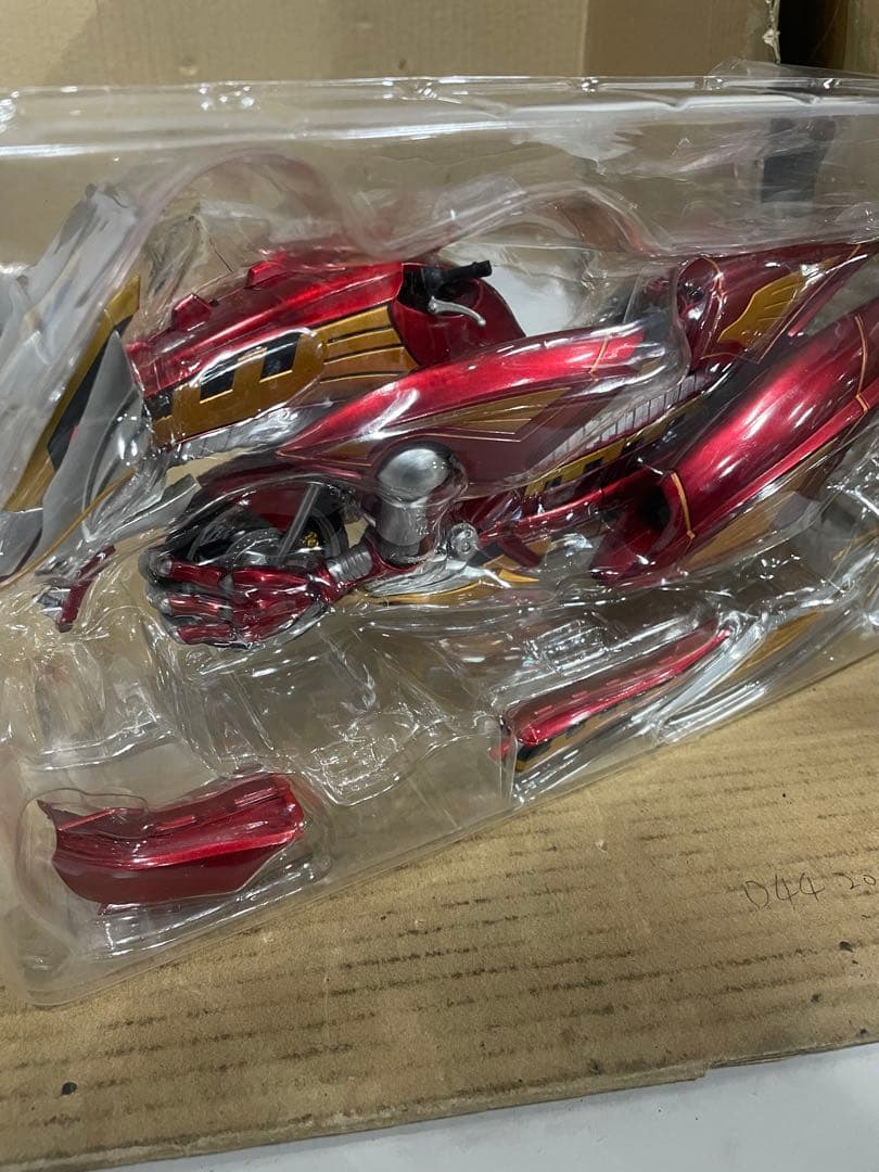 バンダイ　S.H.フィギュアーツ 仮面ライダー龍騎 ドラグランザー