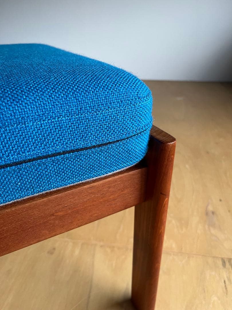 北欧デザイン オットマン 美品 チーク無垢材 ヴィンテージ家具