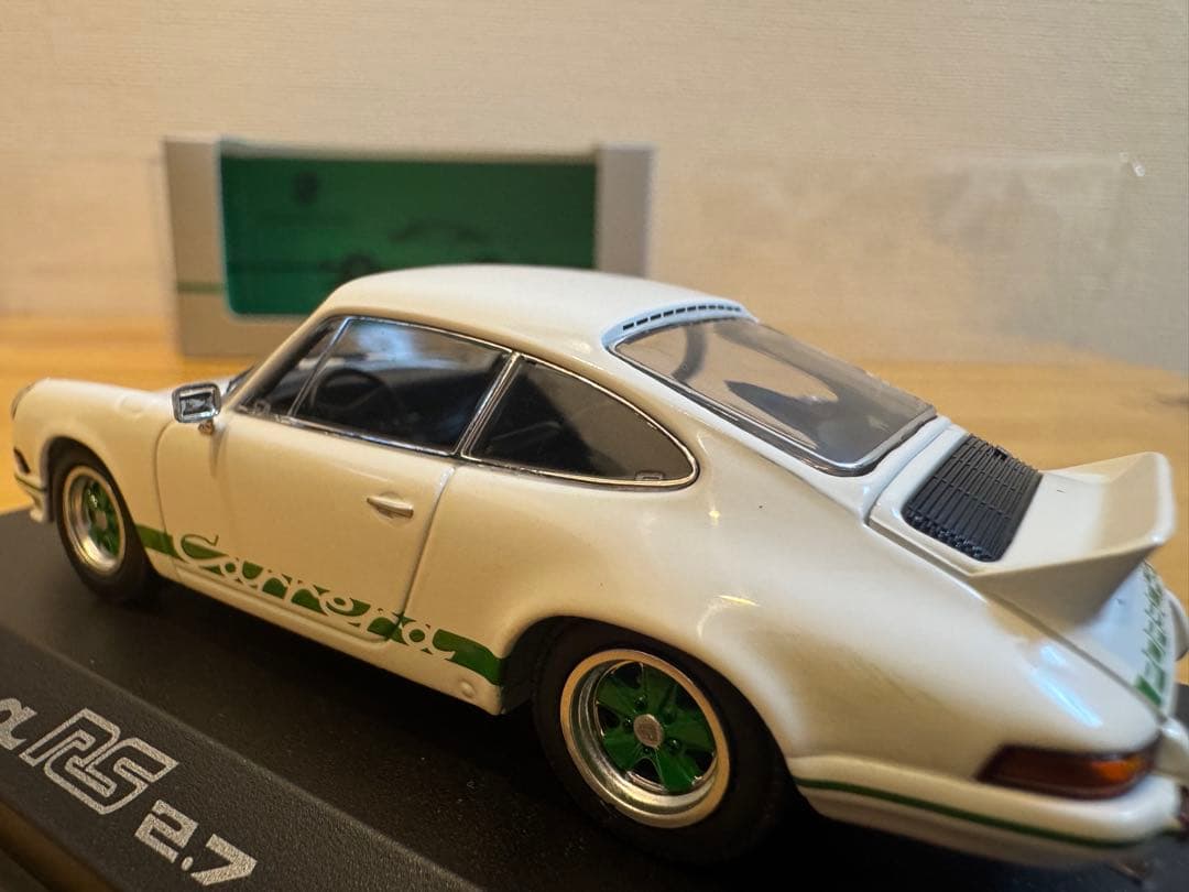 【MINICHAMPS】限定モデル Porsche Carrera RS2.7