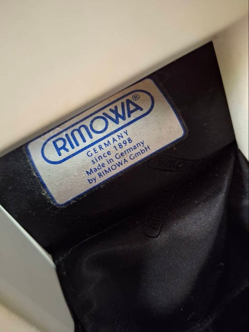 リモワ　トパーズ　パイロット　トロリー二輪