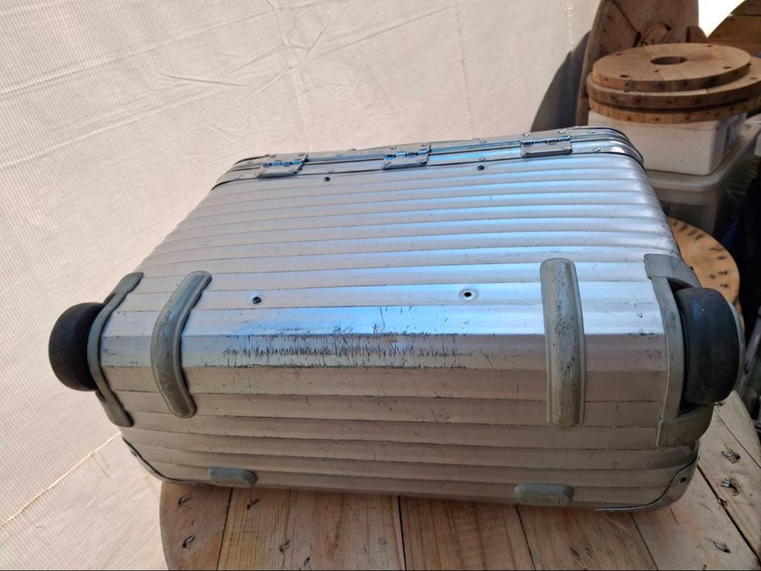 リモワ　トパーズ　パイロット　トロリー二輪