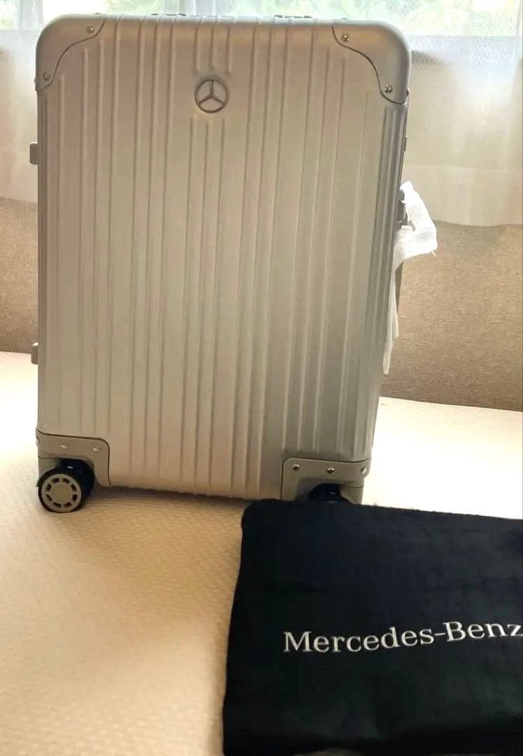 新品未使用メルセデスベンツ アルミスーツケース　非売品　キャリーケース 32L