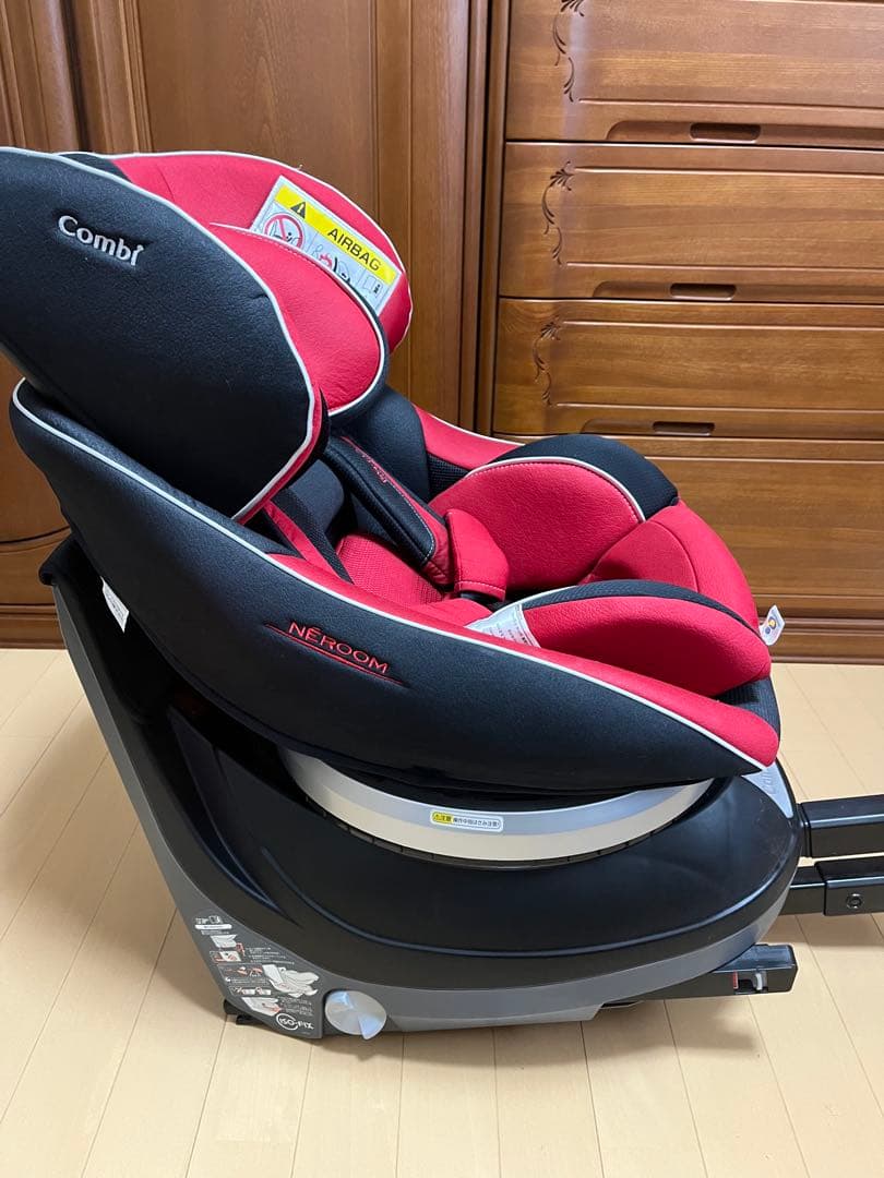 コンビ　チャイルドシート NEROOM ISOFIX