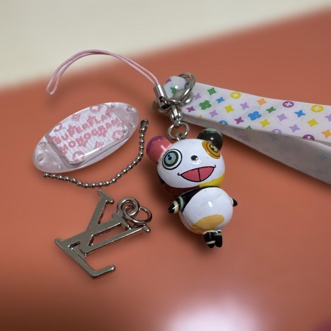 Louis Vuitton パンダキャラクター ストラップ