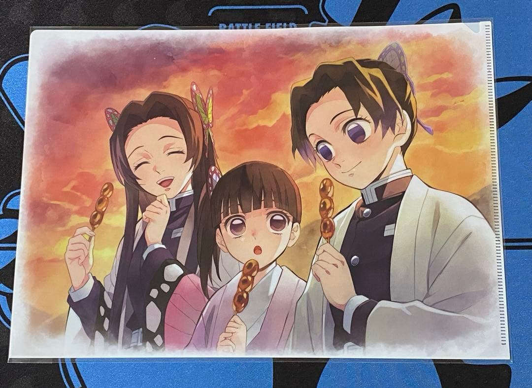 月末限定値下げ　鬼滅の刃　胡蝶三姉妹の夕べ アクスタ&缶バッジ&ファイル 3点