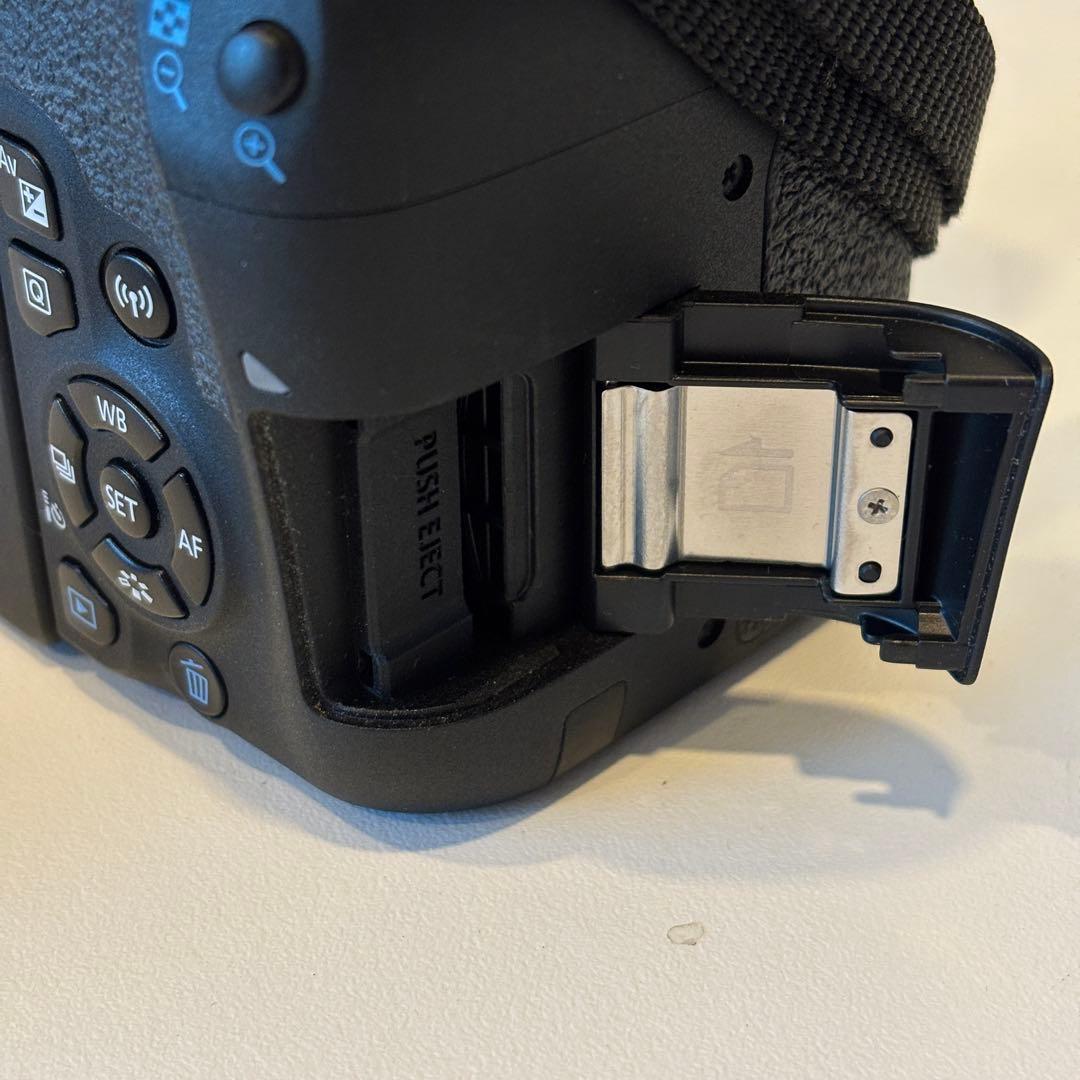 Canon EOS kiss x9i 標準&望遠ダブルレンズセット