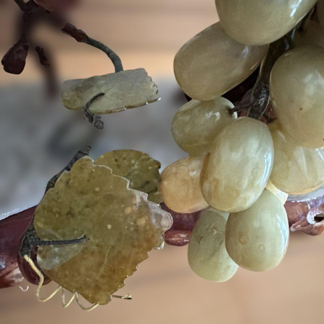 石材製 彫刻 天然石　盆栽風 飾り 桃と葡萄の置物 翡翠 オブジェ 縁起物