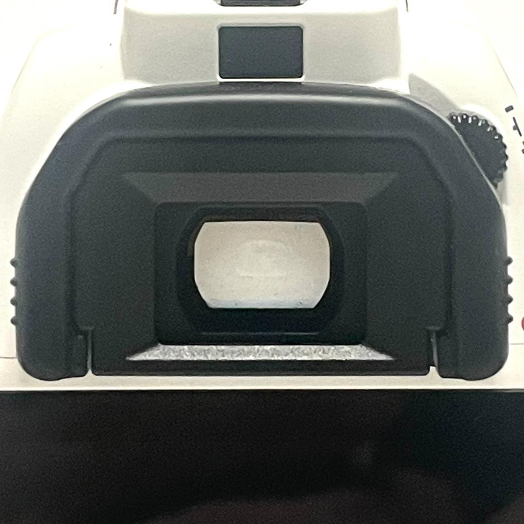 可愛くて軽量❣️ Canon EOS Kiss X7 ホワイト 手ブレ補正レンズ