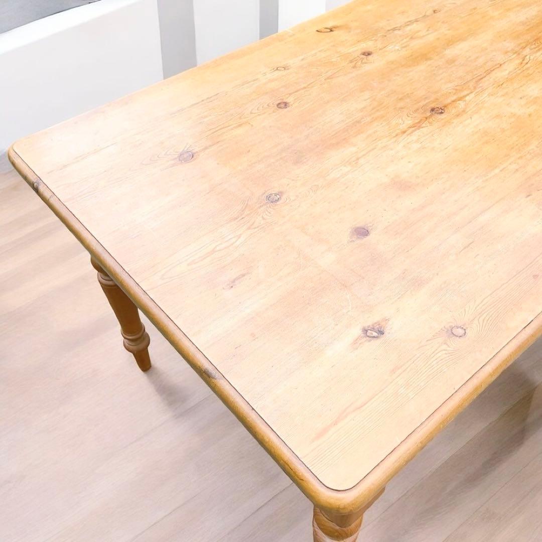 ペニーワイズ　家具　ダイニングテーブル パイン無垢材