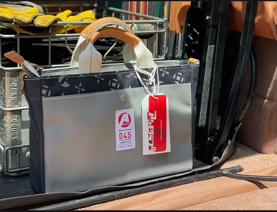 サンゾー工務店 rodan no kaban ベルト付き