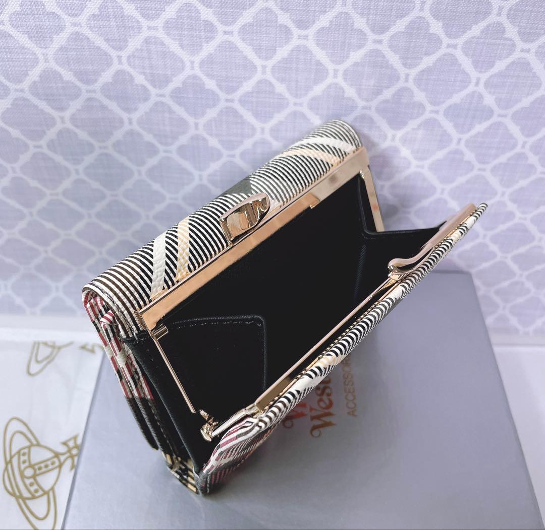 【可愛すぎ♡新品】可愛い ヴィヴィアン・ウエストウッド 三折り財布チェック