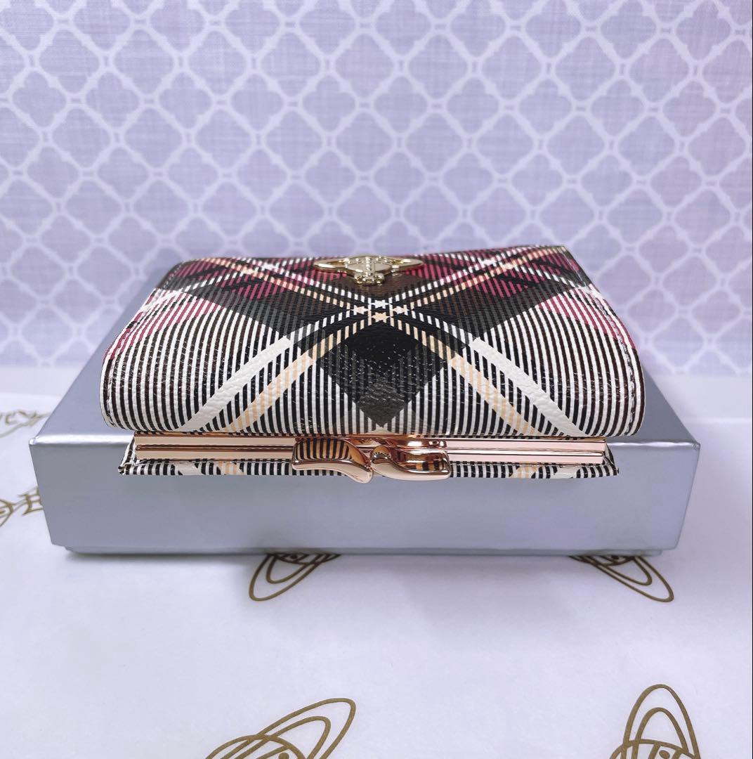 【可愛すぎ♡新品】可愛い ヴィヴィアン・ウエストウッド 三折り財布チェック