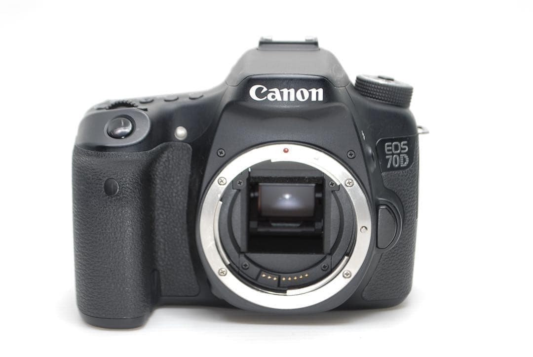 ❤️おすすめ一眼レフ❤️Canon EOS 70D すぐ撮影ができる 美品高性能