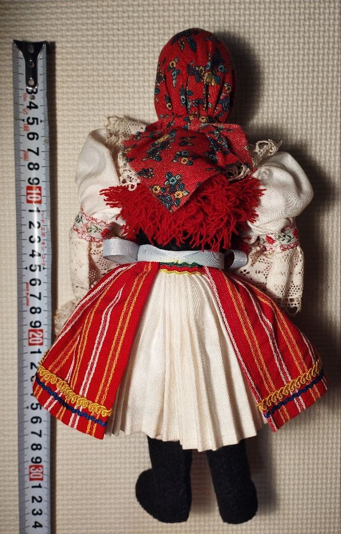 チェコスロバキア アンティークドール 少女 民族衣装 レース 刺繍 希少価値