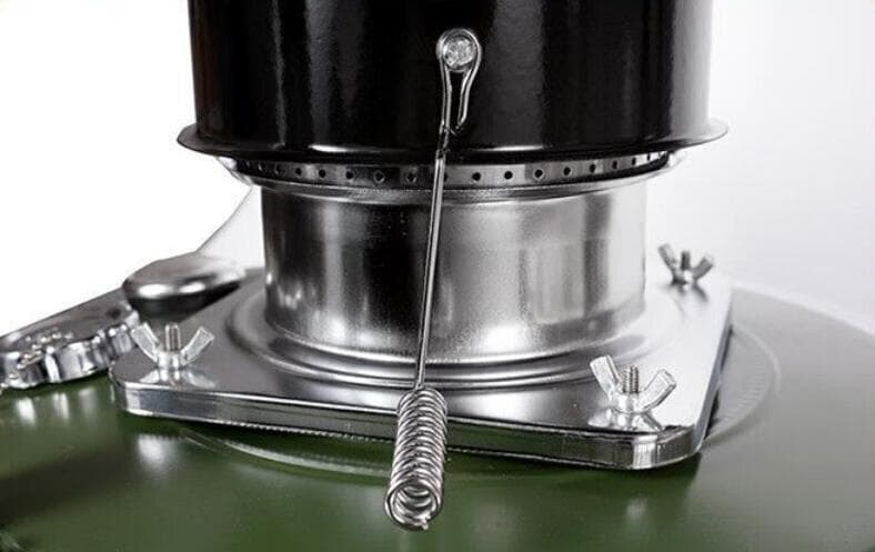 新型　石油ストーブ タンク容量4.5L 360% 循環対流型 高効発熱